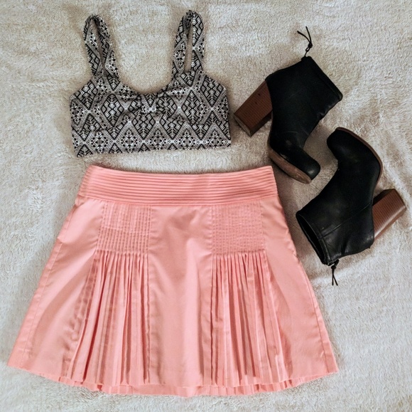 J. Crew Dresses & Skirts - J Crew Pink Pleated Mini Skirt Sz 8